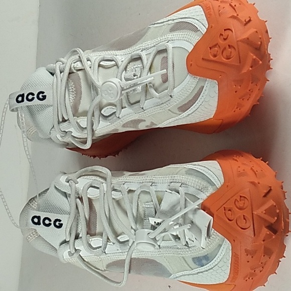 Nike, ACG (All Condition Gear) White and Orange Sneakers Size 7 Unisex Sneakers. - Picture 2 of 8